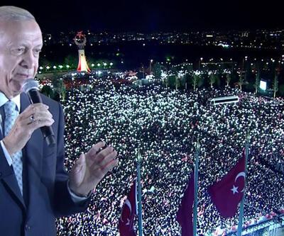 Son dakika... Erdoğandan Beştepede balkon konuşması: Kimseye kırgın, küskün ve öfkeli değiliz