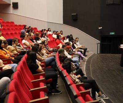 Alanya Belediyesi’nden öğrencilere sınav kaygısı semineri