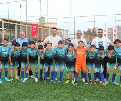 Kozanda okullar arası futbol turnuvasında Atatürk İlkokulu birinci oldu
