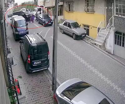 Sokağa girmeye çalışan araç 1i çocuk 3 kişiyi altına alarak ezdi: O anlar kamerada