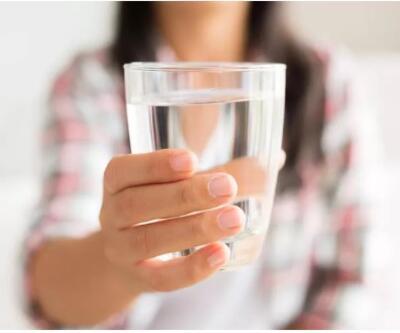 Bilim insanlarından önemli açıklama: Günde 2 litre su içmenize gerek yok