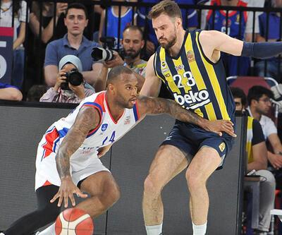 Fenerbahçe Bekoyu deviren Anadolu Efes finalde