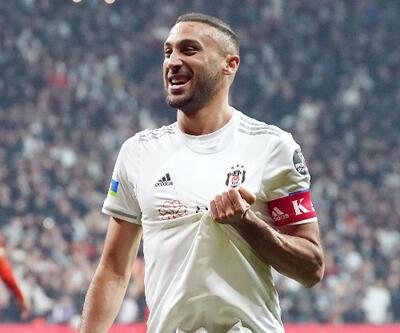 Beşiktaş Cenk Tosunun sözleşmesini uzatıyor