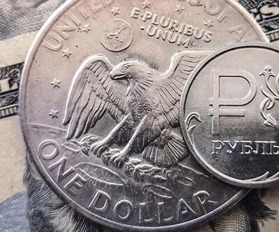 Ruble, dolar karşısında son 15 ayın en düşük seviyesinden açıldı