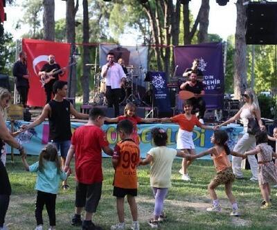 Aydın Büyükşehir Belediyesinden Nazillide yaz konseri
