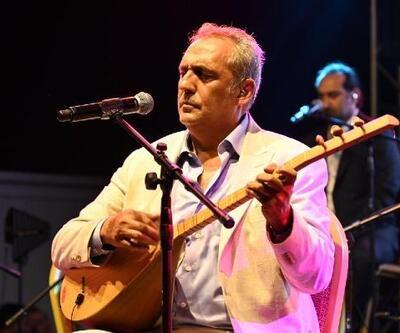 Yavuz Bingöl, Osmaniye’de depremzedelere konser verdi