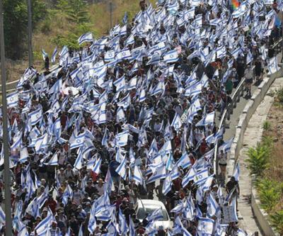 İsrail’de halk yargı reformuna karşı yürüdü: On binlerce kişi Kudüs’e akın etti