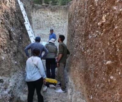 İzmirin altından geçen fay 4,5 metrelik hendekle inceleniyor