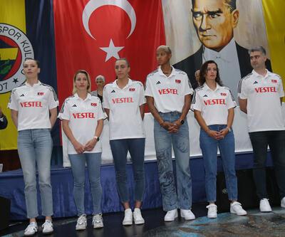 Filenin Sultanları, Fenerbahçe Kulübü Olağan Yüksek Divan Kurulu toplantısında alkışlandı