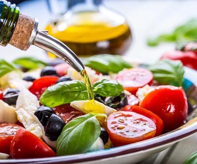 Yaz sıcaklarında Akdeniz diyeti ile beslenme önerisi