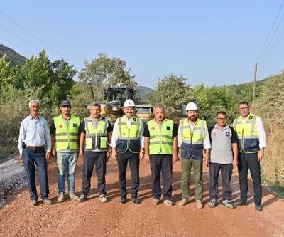 Başkan Yılmazdan asfalt serimi yapan işçilere ziyaret