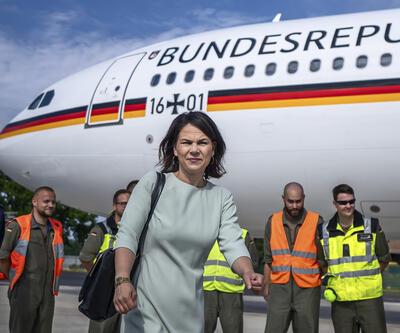 Almanya Dışişleri Bakanı Baerbocku yarı yolda bırakan uçak emekliye ayrılıyor
