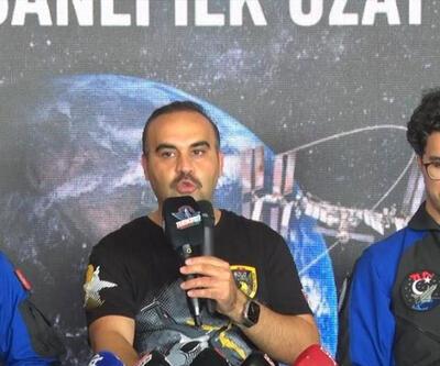 Türkiyenin uzay yolcuları merak edilenleri cevapladı