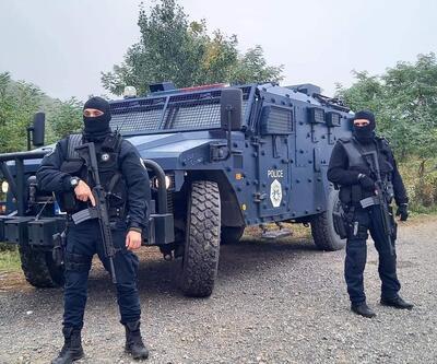 Kosovada tansiyon yükseliyor: Sırplar polis noktasına saldırdı