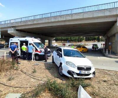 Keşan’da taksiyle otomobil çarpıştı: 1 yaralı