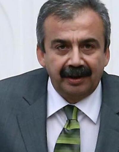 Sırrı Süreyya Önder: Dönemin Adalet Bakanı bombardımanı durdurdu