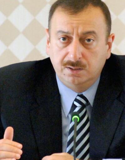 Azerbaycanda Aliyevden 255 gazeteciye hediye ev