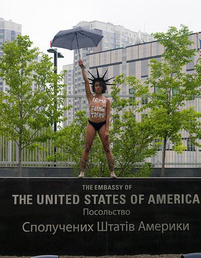 FEMEN, Irmadan Trumpı temizlemesini istedi