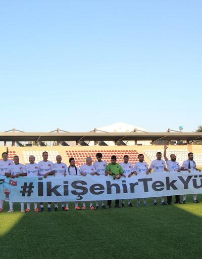 İZÜ Stadyumu dostluk maçıyla açıldı
