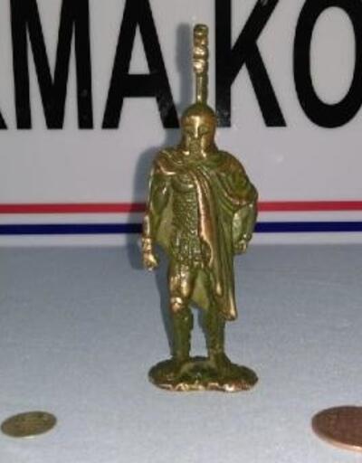 Eskişehirde tarihi bronz heykelcik ve sikkeler ele geçirildi