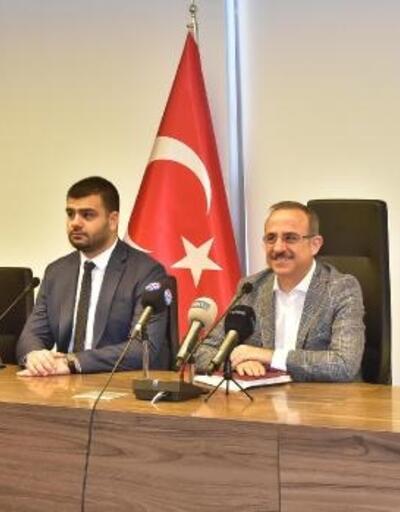 AK Parti İzmirde yeni yönetim açıklandı