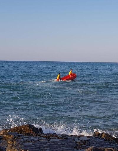 Denizde boğulma tehlikesi geçiren kadın kurtarıldı