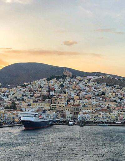 Her Sabah Bir Liman, Yunanistanın Siros adasını gezdi