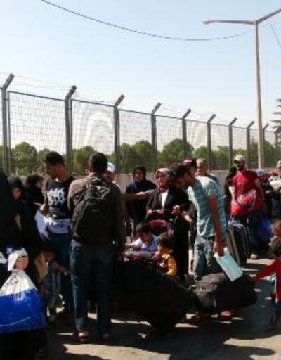 Bayramı ülkelerinde geçiren 25 bin Suriyeli geri döndü