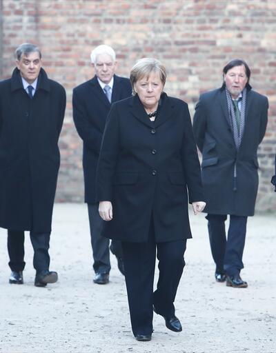 Merkel: Derin bir utanç duyuyorum