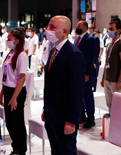 Bakan Karaismailoğlu, Ankara Garında gençlerle buluştu