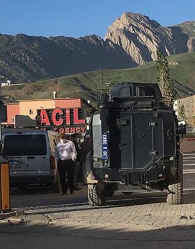 PKKlı teröristler Hakkaride işçilere saldırdı: 1 şehit, 2 yaralı