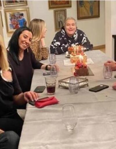 Mehmet Ali Erbil yeni yaşını evde ailesiyle kutladı