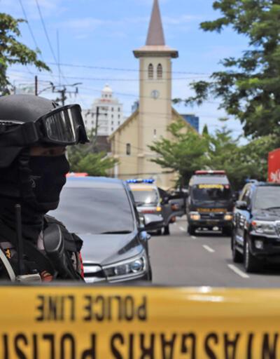 Endonezyada kiliseye bombalı saldırı