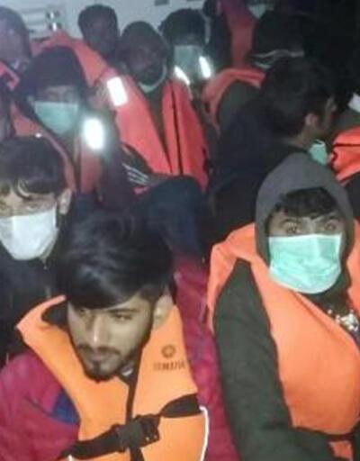 Marmariste 57 kaçak göçmen batmak üzereyken kurtarıldı