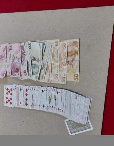 Hatayda kumar oynayan 3 kişiye 4 bin 8 lira ceza kesildi