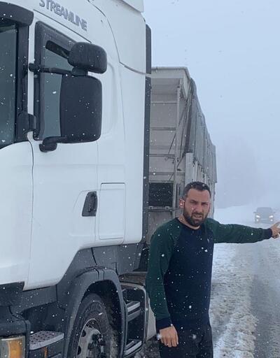 Kar nedeniyle yolda mahsur kalan 8 TIRın şoförleri kurtarılmayı bekliyor