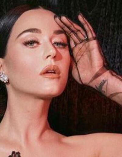 Katy Perry kendisini tanımayan garsona bahşiş verdi