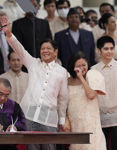 Filipinler Devlet Başkanı Marcos göreve başladı
