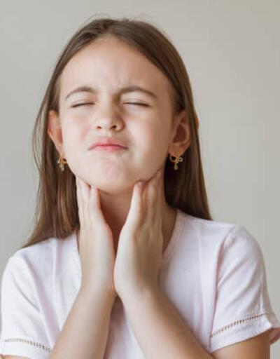 Çocuğunuzda boğaz ağrısı ve burun tıkanıklığı varsa dikkat
