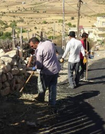 Gercüş’te köyün gençleri farkındalık için çevre temizliği yaptı