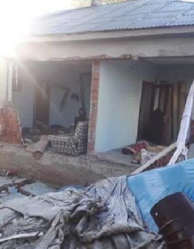 Karlıovada gaz kaçağının neden olduğu patlamada evin duvarları yıkıldı: 1 yaralı