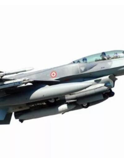 F-16’ları taklit eden İHA Kamikaze Şimşek görücüye çıktı