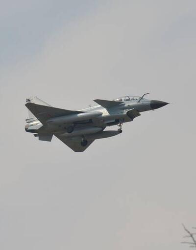 Tayvan Boğazında gerilim: Çin ordusuna ait 39 savaş uçağı havalandı
