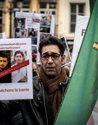 İranda 3 protestocu daha idam cezasına çarptırıldı
