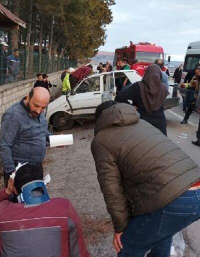 Ankarada otomobil duvara çarptı: 1 ölü, 3 yaralı