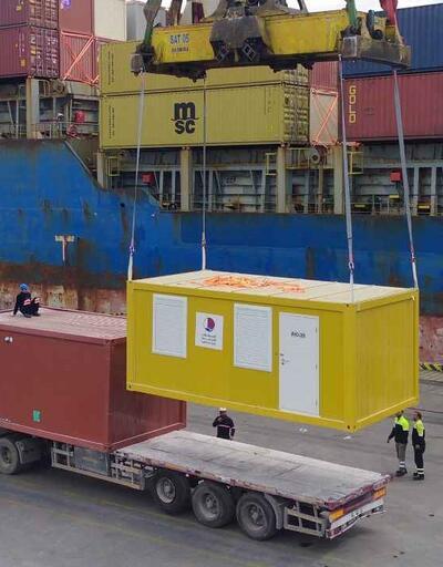 Katar’dan gönderilen konteyner evler İskenderuna ulaştı