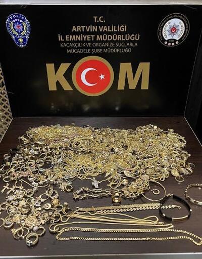 1 kilo 641 gram kaçak altınla yakalandı