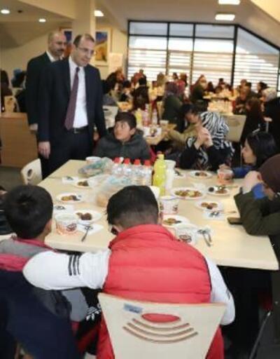 Ağrı’da yetim çocuklar için iftar programı düzenlendi