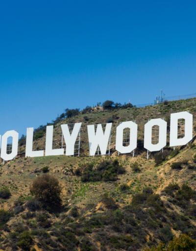 Hollywoodda binlerce senarist 15 yıl sonra ilk kez greve gitti