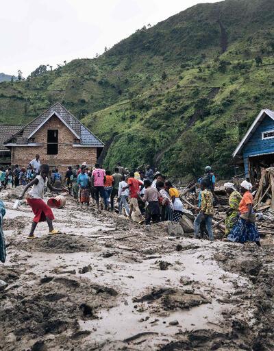 Demokratik Kongoda sel ve toprak kaymasında yaklaşık 400 can kaybı: Elleriyle kazarak yakınlarını aradılar